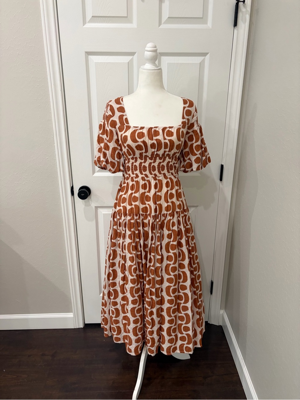 ILLA ILLA Rust & Cream Geometric Midi Dress